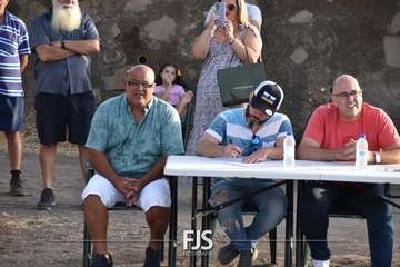 Luchada canaria y espectáculo de Maestro Florido en Lomo Magullo/Francisco Javier Santana.